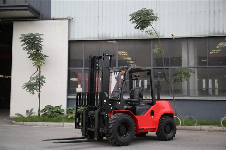 5 Ton Diesel Forklift For Rough Terrain